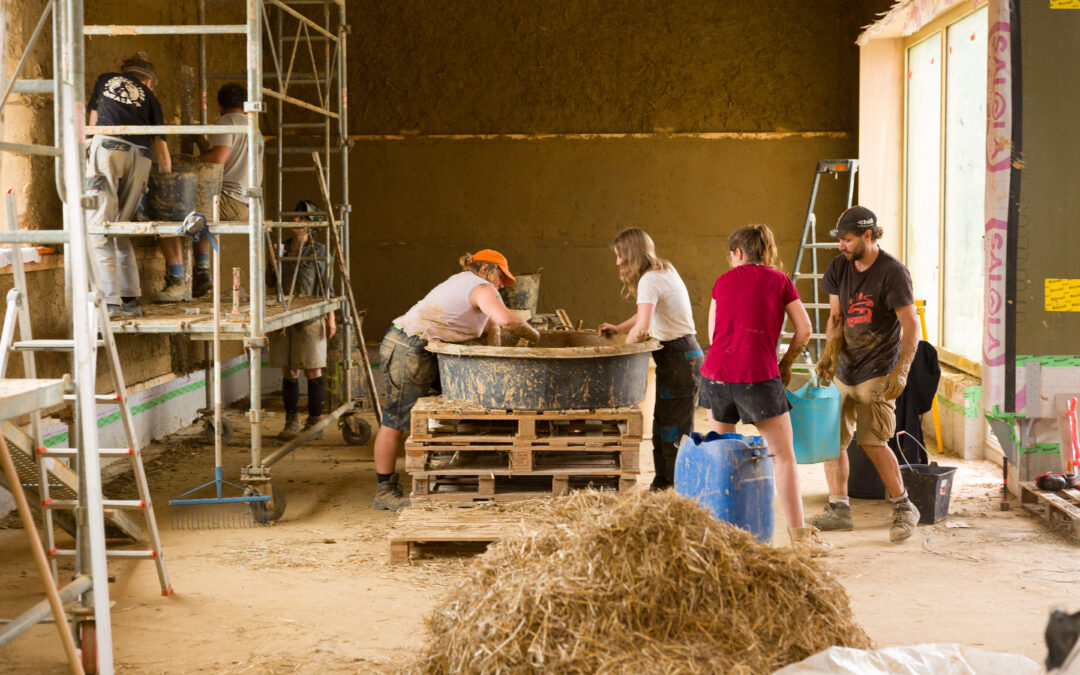 Un mois de chantier à l&rsquo;espace culturel et social de Lanvallay (22)